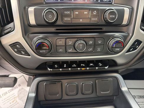 Used 2018 GMC Sierra 1500 SLT AWD/4WD image 22
