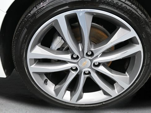 Used 2024 Chevrolet Malibu LT FWD image 23