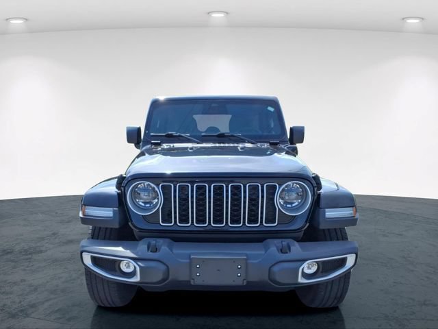 Used 2025 Jeep Wrangler Unlimited Sahara AWD/4WD image 7