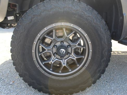Used 2019 Ford F150 Raptor w/ Equipment Group 802A Luxury AWD/4WD image 9