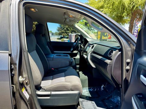 Used 2014 Toyota Tundra SR5 RWD image 10