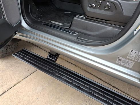 Used 2025 GMC Sierra 2500 Denali Ultimate image 18