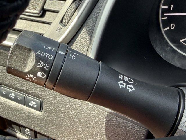Used 2024 Nissan Murano SV w/ SV Midnight Edition Package AWD/4WD image 23