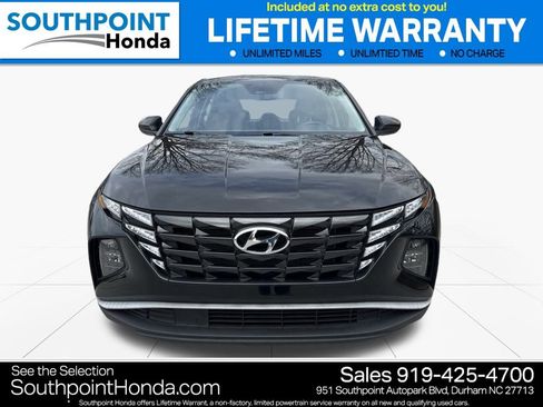 Used 2023 Hyundai Tucson SE image 2