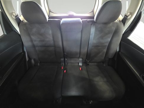 Used 2015 Nissan Rogue S AWD/4WD image 25
