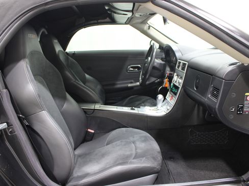 Used 2005 Chrysler Crossfire SRT-6 RWD image 16