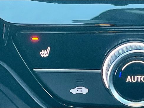 Used 2025 Honda Civic FWD Hybrid Sedan image 19