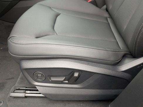 New 2026 Audi Q7 3.0T Premium Plus image 14