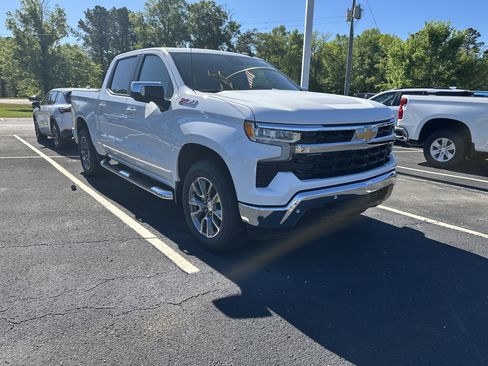 New 2026 Chevrolet Silverado 1500 LT image 4