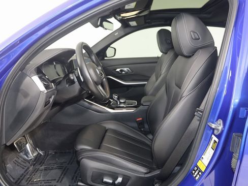 Used 2022 BMW M340i xDrive image 12