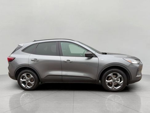 Certified 2025 Ford Escape ST-Line image 5