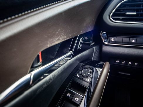 Used 2020 MAZDA CX-30 AWD w/ Premium Package image 27