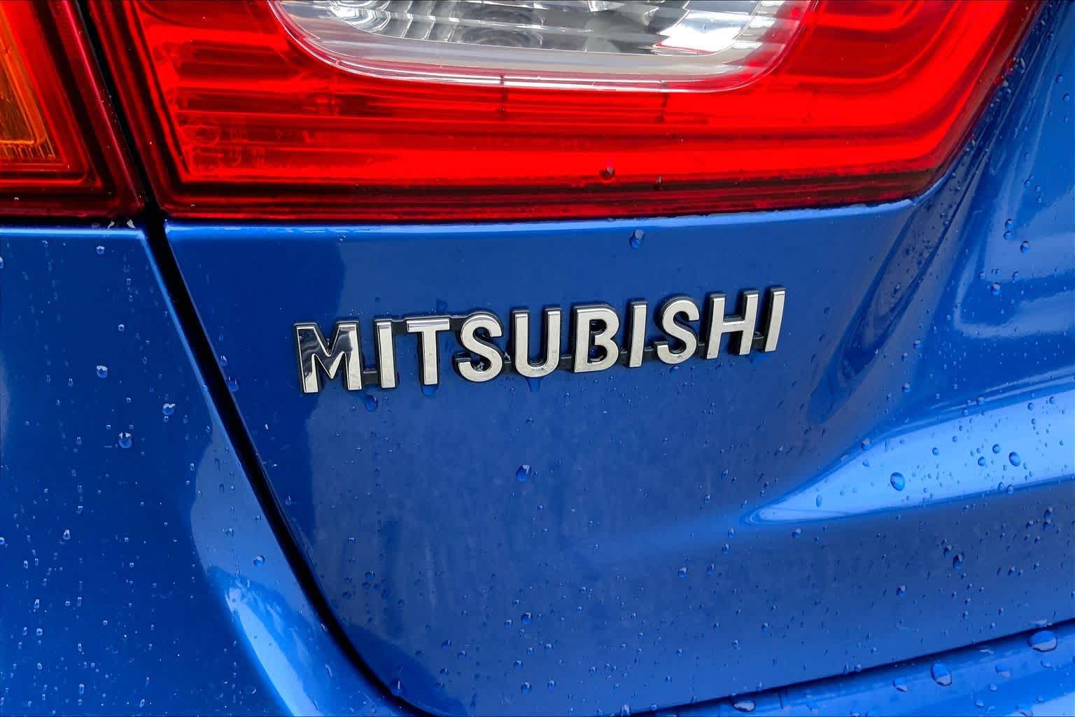Used 2015 Mitsubishi Outlander Sport SE AWD/4WD image 33
