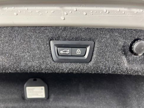Used 2023 BMW 530i w/ Convenience Package RWD image 43