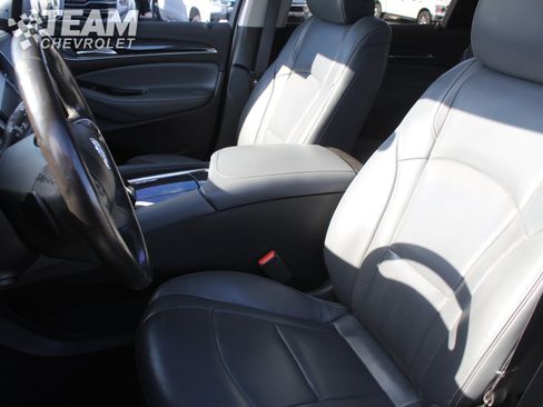Used 2018 Buick Enclave Premium w/ Experience Buick Package AWD/4WD image 12
