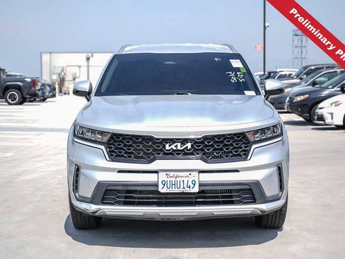 Used 2022 Kia Sorento S FWD image 2