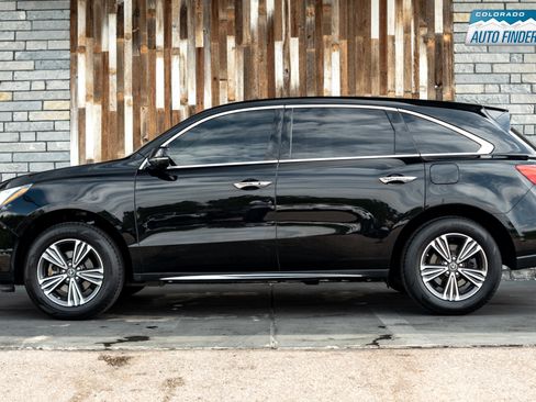 Used 2017 Acura MDX SH-AWD image 3