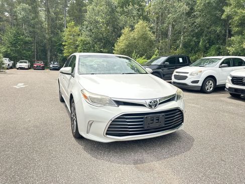 Used 2016 Toyota Avalon XLE FWD image 8