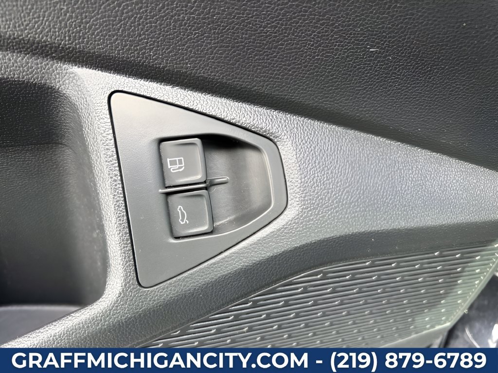Used 2024 Volkswagen Jetta SE FWD image 13