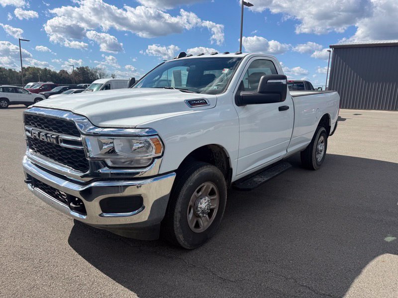 Used 2024 RAM 3500 Tradesman w/ Chrome Appearance Group AWD/4WD image 2