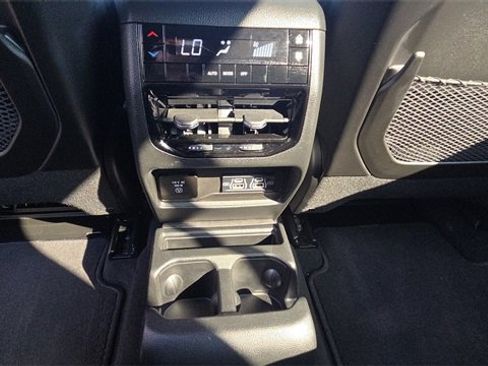 Used 2024 Jeep Grand Cherokee L Laredo w/ Luxury Tech Group I image 30