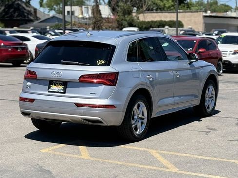 Used 2019 Audi Q5 2.0T Premium w/ Convenience Package AWD/4WD image 7