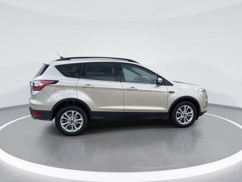 Used 2018 Ford Escape SEL FWD image 7