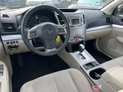 Used 2014 Subaru Outback 2.5i Premium image 22