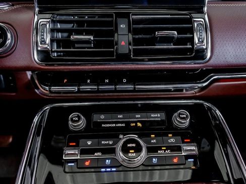 Used 2018 Lincoln Navigator Black Label image 27