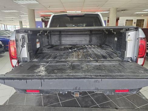 Used 2019 Honda Ridgeline Sport image 28