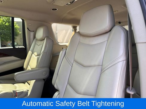 Used 2015 Cadillac Escalade ESV Premium image 18