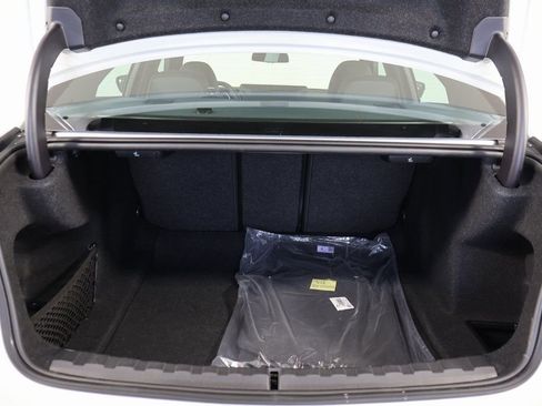 Used 2025 BMW 330i 330i w/ Convenience Package image 14