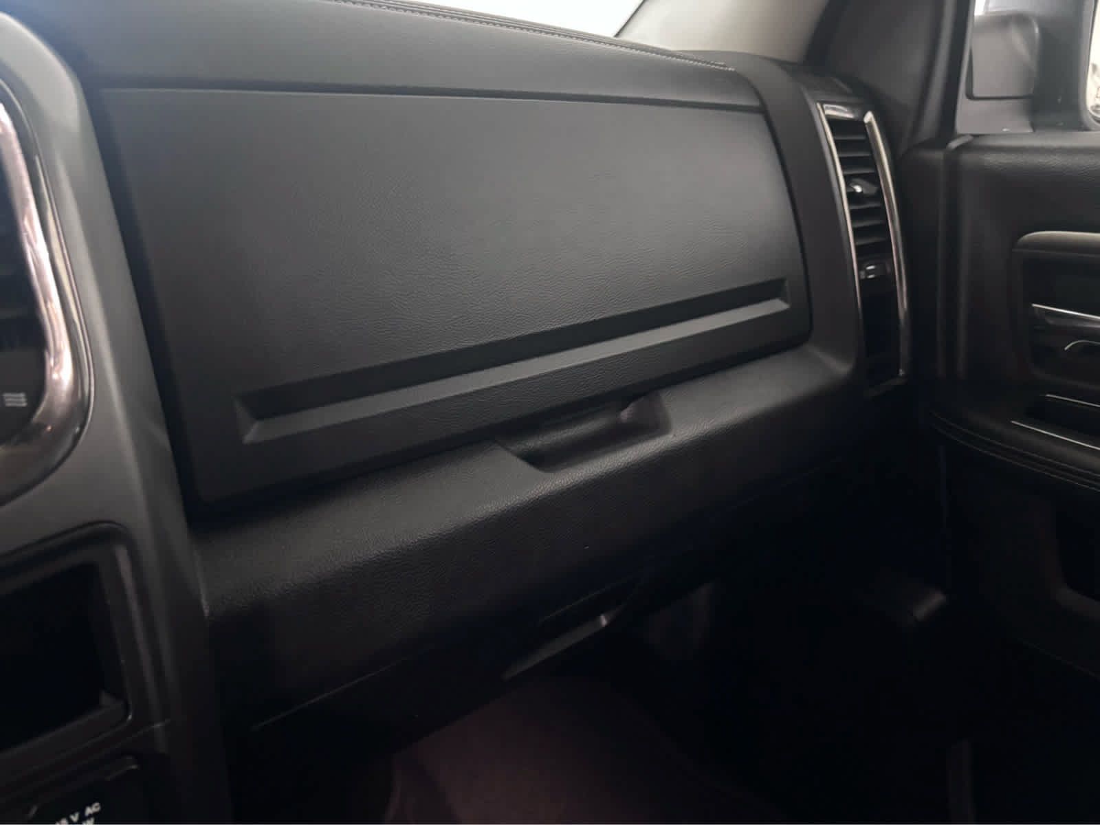 Used 2018 RAM 1500 Sport w/ Convenience Group AWD/4WD image 26