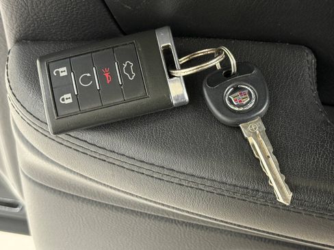 Used 2008 Cadillac DTS Limousine FWD image 90