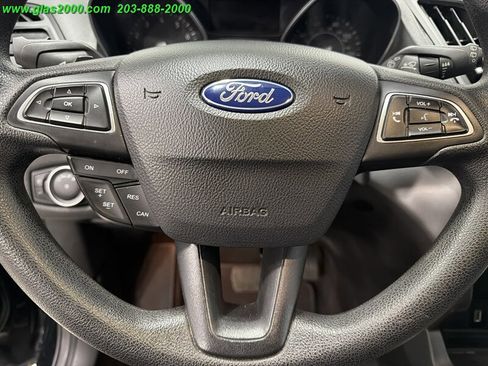 Used 2017 Ford Escape SE AWD/4WD image 22