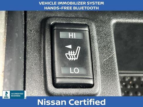Certified 2024 Nissan Titan SV w/ SV Convenience Package RWD image 7