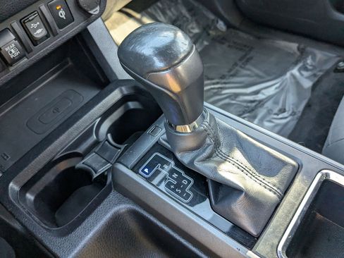 Used 2019 Toyota Tacoma TRD Off-Road image 27