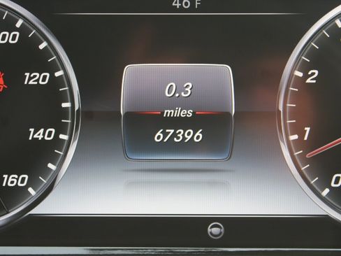 Used 2015 Mercedes-Benz S 550 4MATIC Coupe image 5