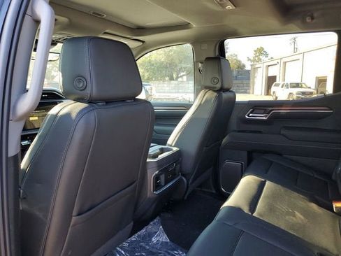 New 2026 GMC Sierra 1500 Denali w/ Denali Reserve Package AWD/4WD image 11