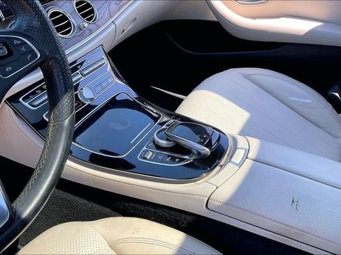 Used 2017 Mercedes-Benz E 300 image 13