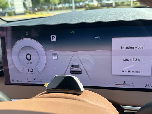 New 2026 Genesis GV70 2.5T Advanced AWD/4WD image 21