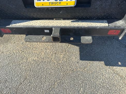 Used 2022 Chevrolet Silverado 2500 LT w/ Convenience Package image 32