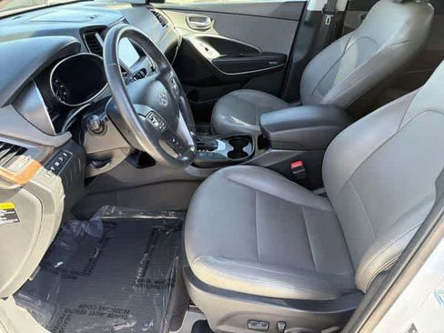 Used 2018 Hyundai Santa Fe Sport image 13