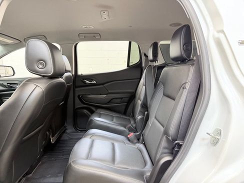 Used 2019 GMC Acadia SLT FWD image 22