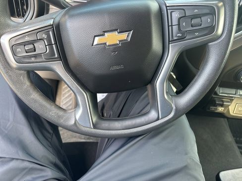 Used 2023 Chevrolet Silverado 2500 Custom w/ Custom Value Package image 23