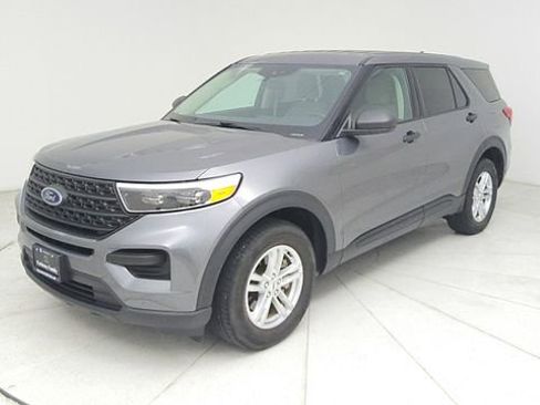 Used 2023 Ford Explorer 4WD image 1