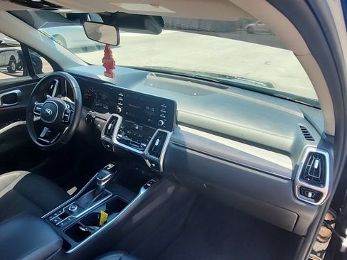 Used 2021 Kia Sorento EX w/ Panoramic Sunroof Package FWD image 28