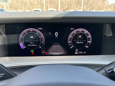 New 2026 Volkswagen Tiguan SE AWD/4WD image 16