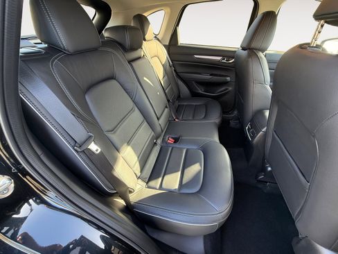 Used 2025 MAZDA CX-5 AWD 2.5 S w/ Preferred Package image 18