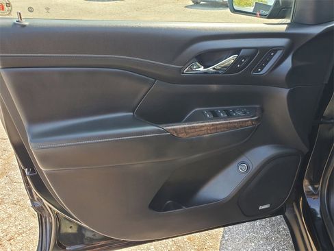 Used 2020 GMC Acadia Denali image 7